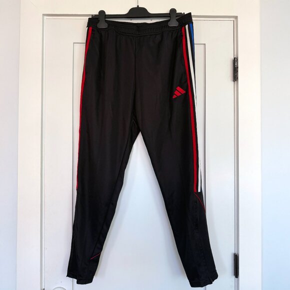 NWT Adidas Mens Tiro Track Pant Black/Team Power Red size L - Picture 2 of 5